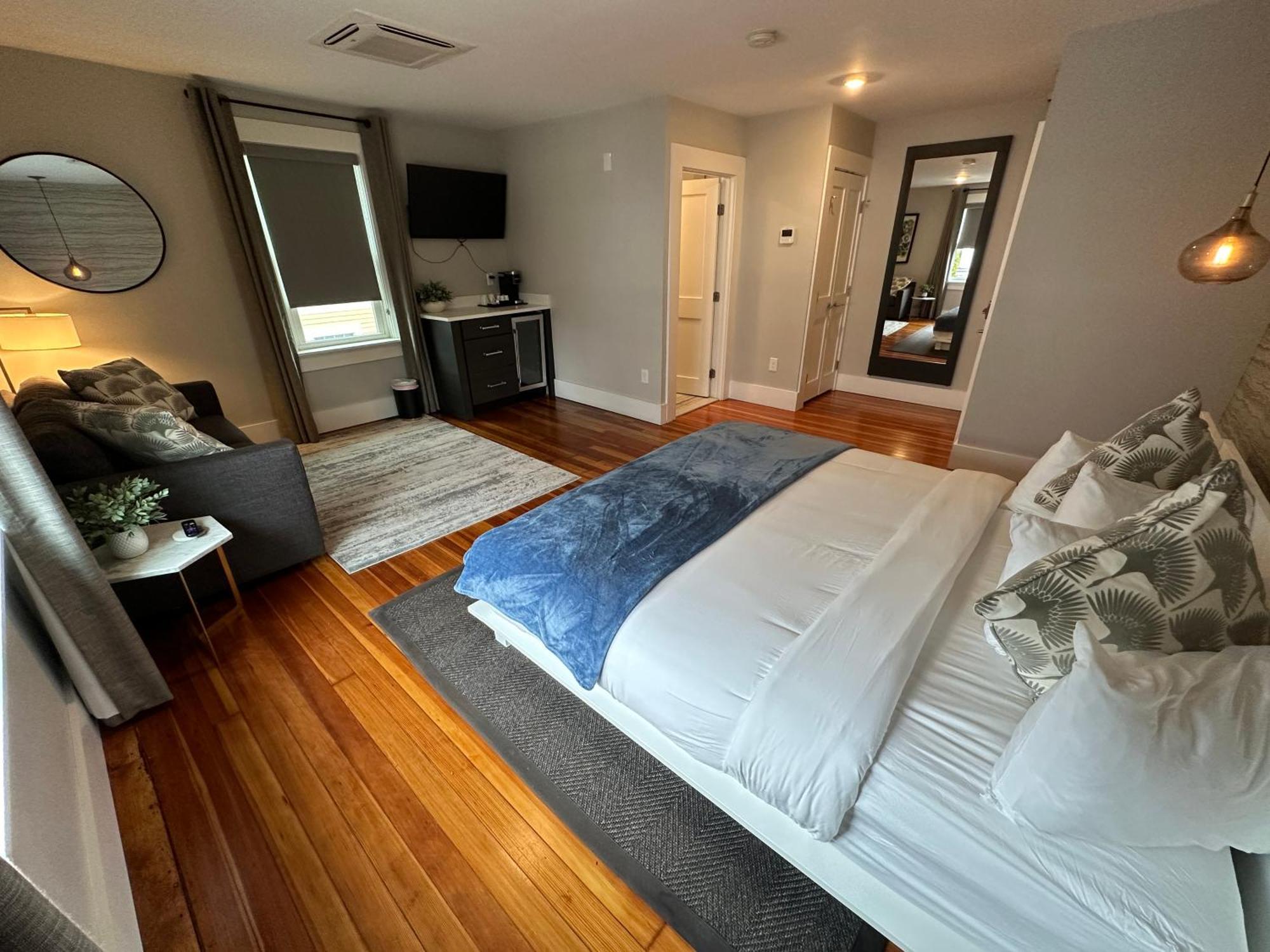 Entire Modern 7 Unit 7 Bath Boutique Inn Newport Luaran gambar