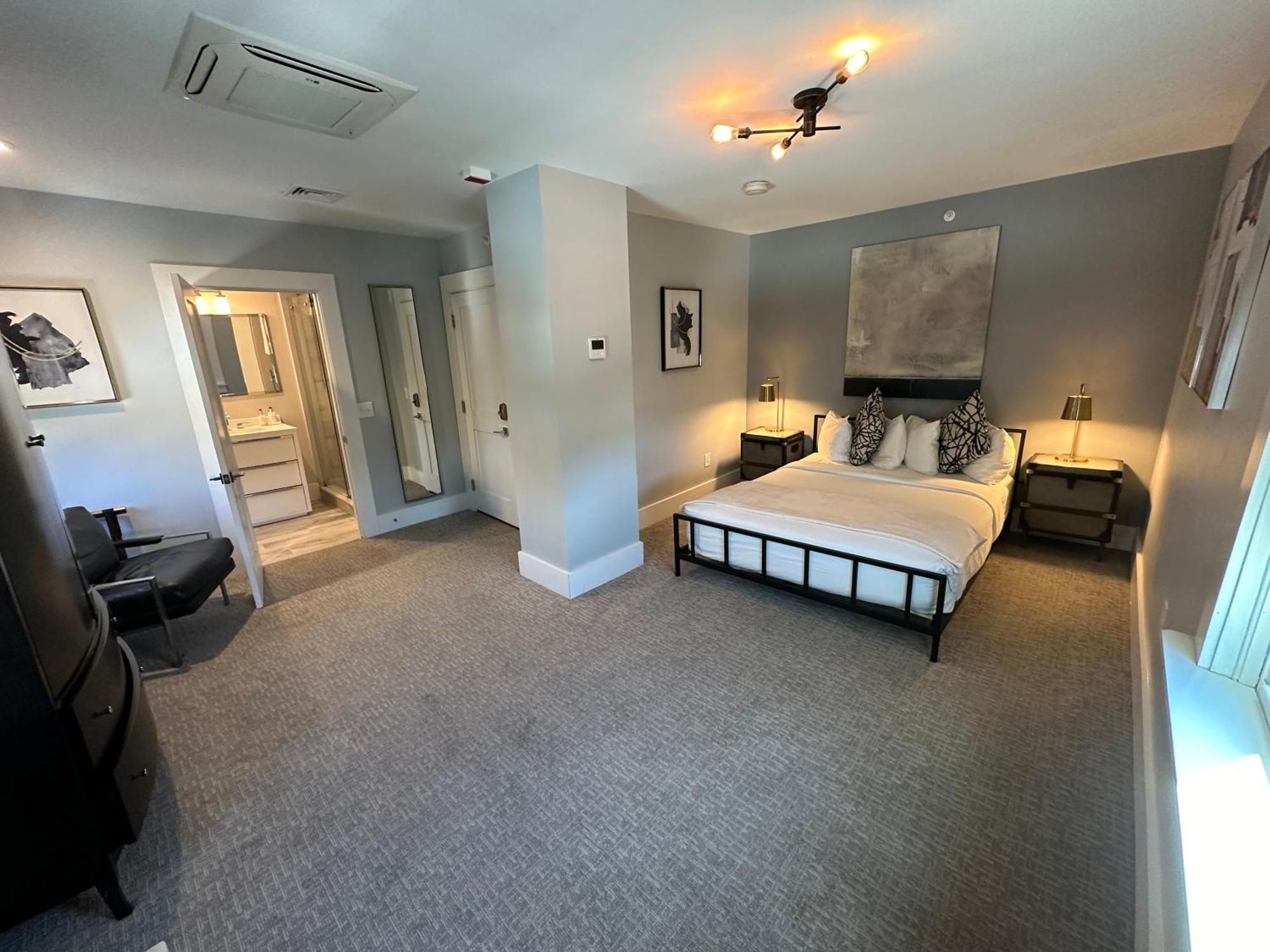 Entire Modern 7 Unit 7 Bath Boutique Inn Newport Luaran gambar