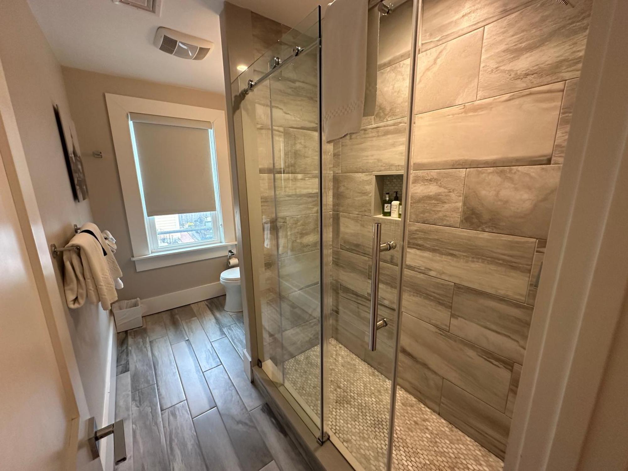 Entire Modern 7 Unit 7 Bath Boutique Inn Newport Luaran gambar