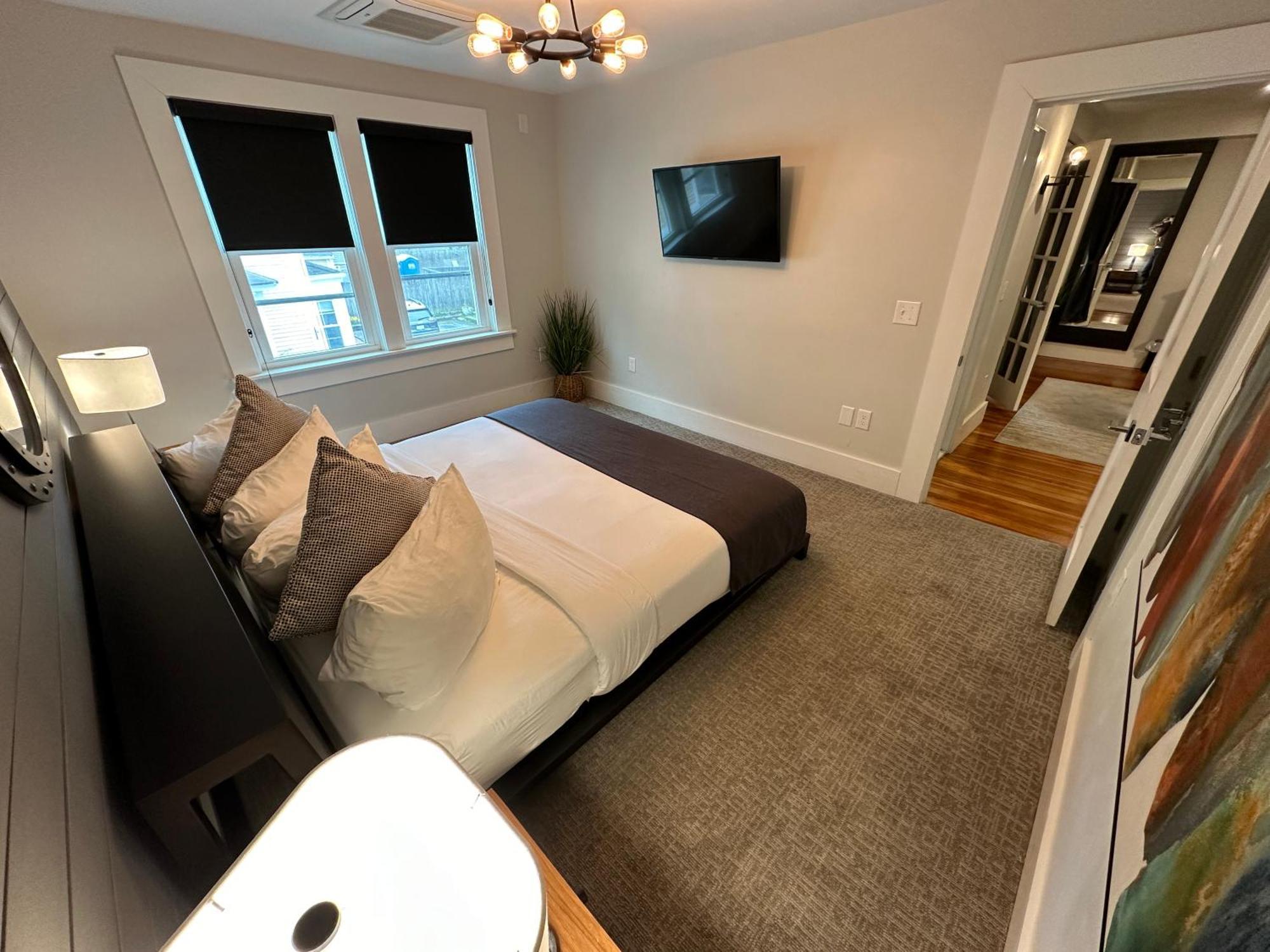 Entire Modern 7 Unit 7 Bath Boutique Inn Newport Luaran gambar