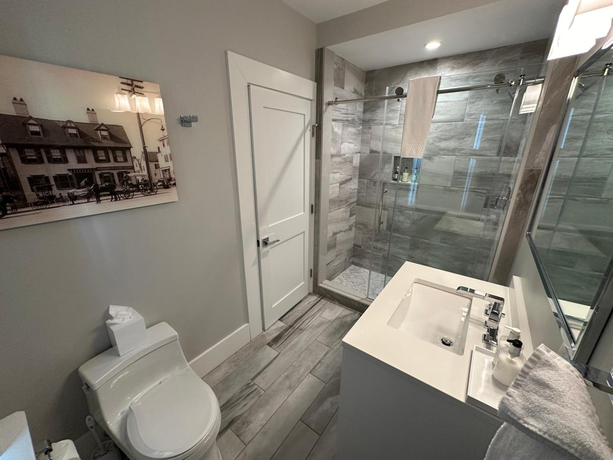 Entire Modern 7 Unit 7 Bath Boutique Inn Newport Luaran gambar