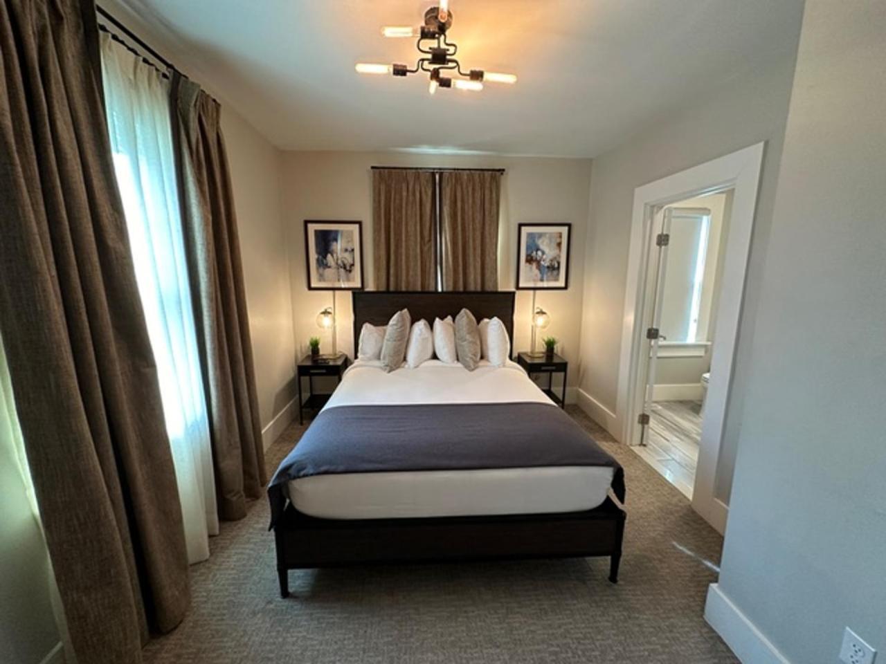 Entire Modern 7 Unit 7 Bath Boutique Inn Newport Luaran gambar